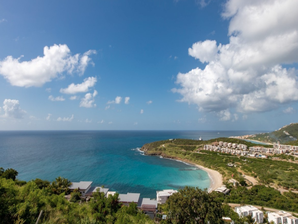 Luxury Oceanfront Villa in Indigo Bay, St. Maarten - Your Dream Getaway